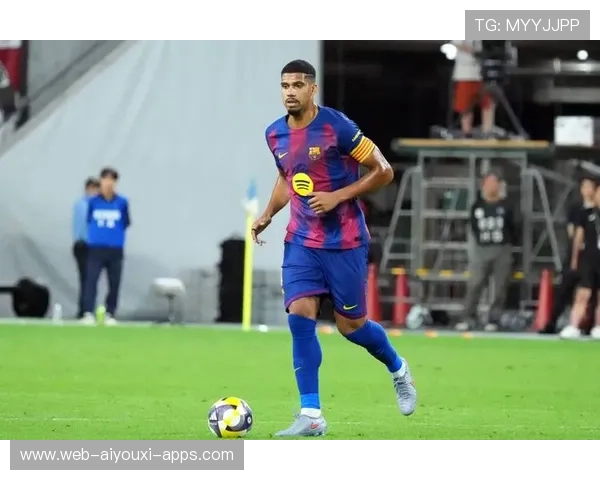 阿劳霍染红成导火索,巴萨惨败暴露体系缺陷 阿劳霍染红成导火索,巴萨惨败暴露体系缺陷